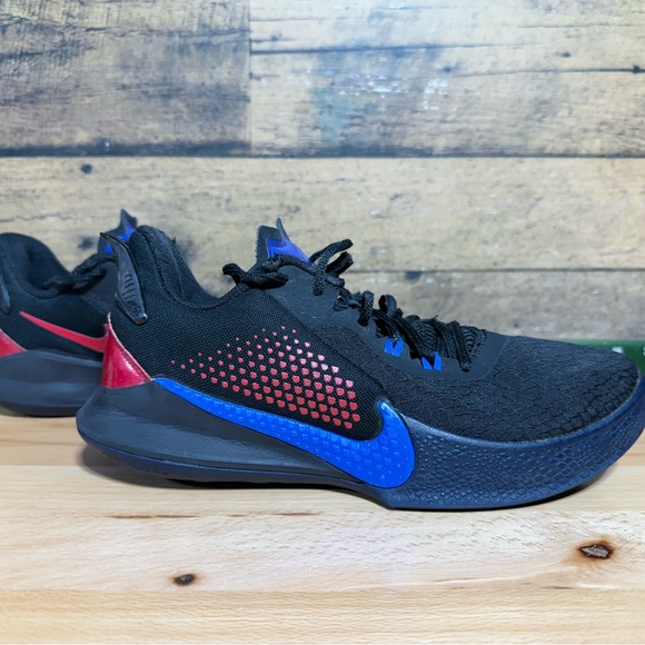Nike Kobe Bryant Mamba Fury Sneakers